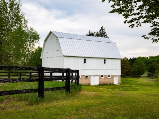 Barn.fence_.J.Mulvany